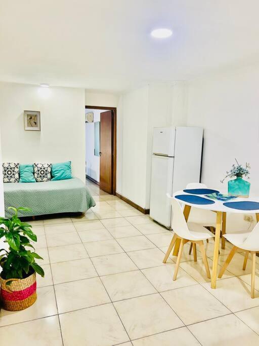 10 -parking Disponible- * Mendoza